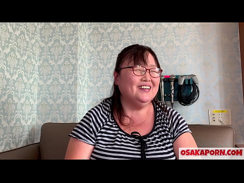 ❤️ Feit japönsk mamma sýnir risastóra brjósta sína og hefur gaman af kynlífsleikfangi. 51 árs gömul asísk móðir talar um kynlífsreynslu sína. Yukiko 1 OSAKAPORN feitur milf Klám á is.xxxifuck.ru ❌❤